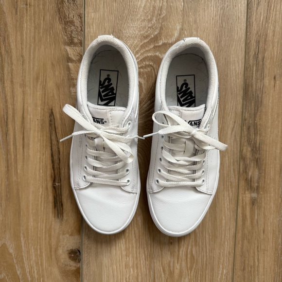 Vans® Seldan Women’s Sneakers - Picture 3 of 9